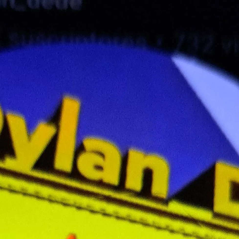 chat with ai character: nuevo dylan dede