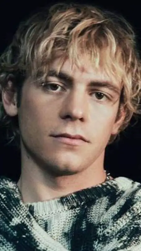 Talkie AI - Chat with Ross Lynch 