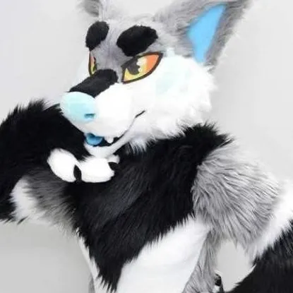 chat with ai character: (furry cons) •~•