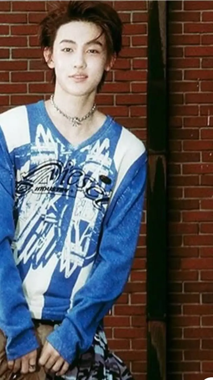 ai character: Seonghyeon background