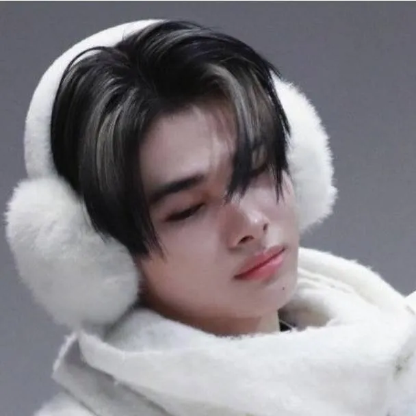 chat with ai character: NIKI