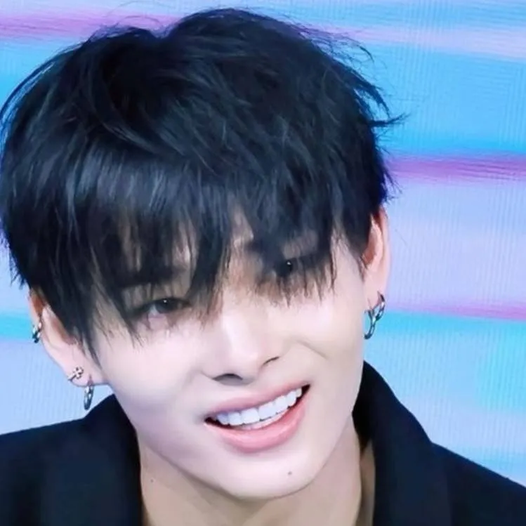 chat with ai character: NIKI