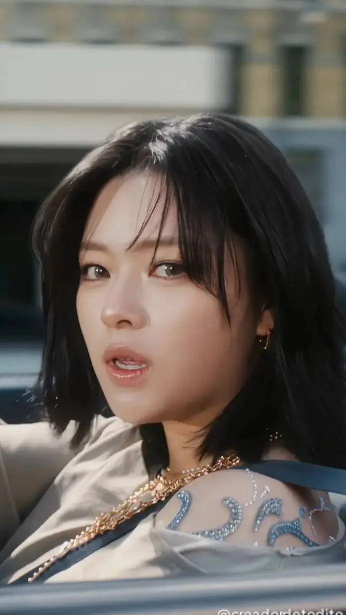 ai character: yonyonsita💚 background