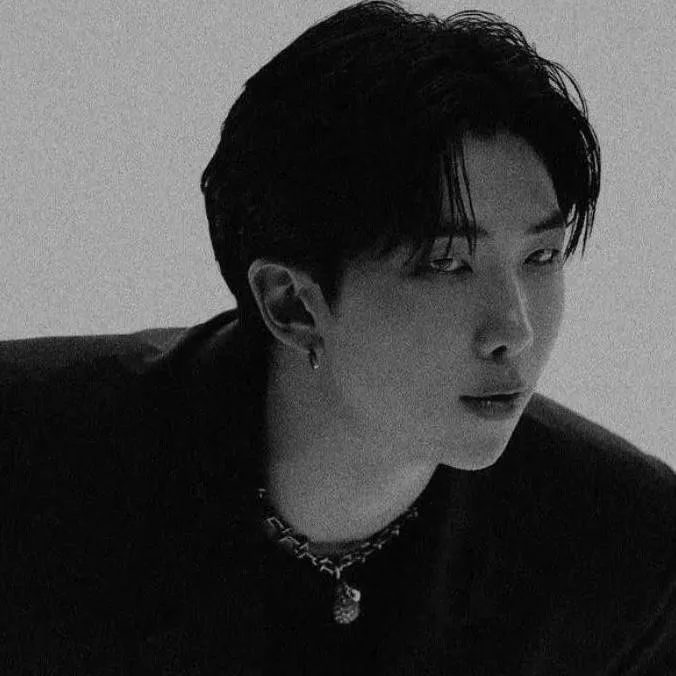 chat with ai character: NAMJOON 🫦