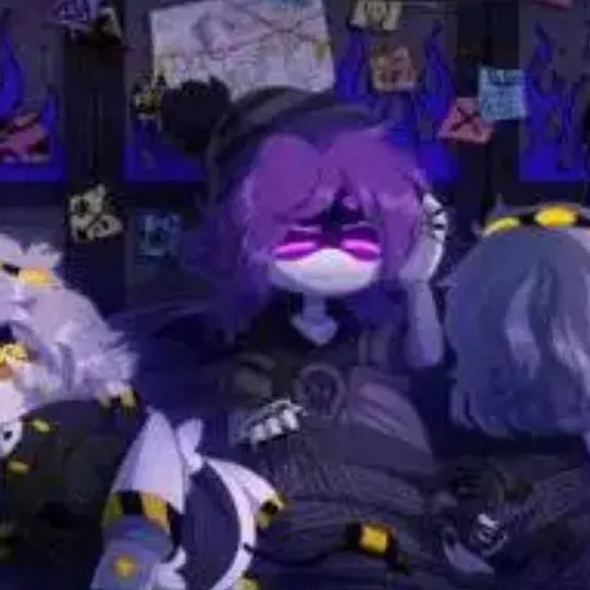 chat with ai character: Md sleepover