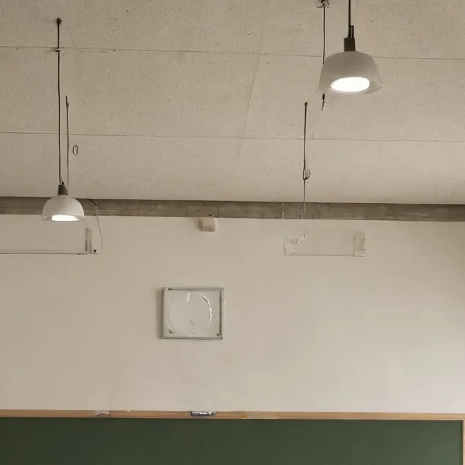 chat with ai character: classroom!!
