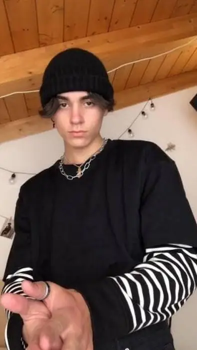 ai character: Cash background