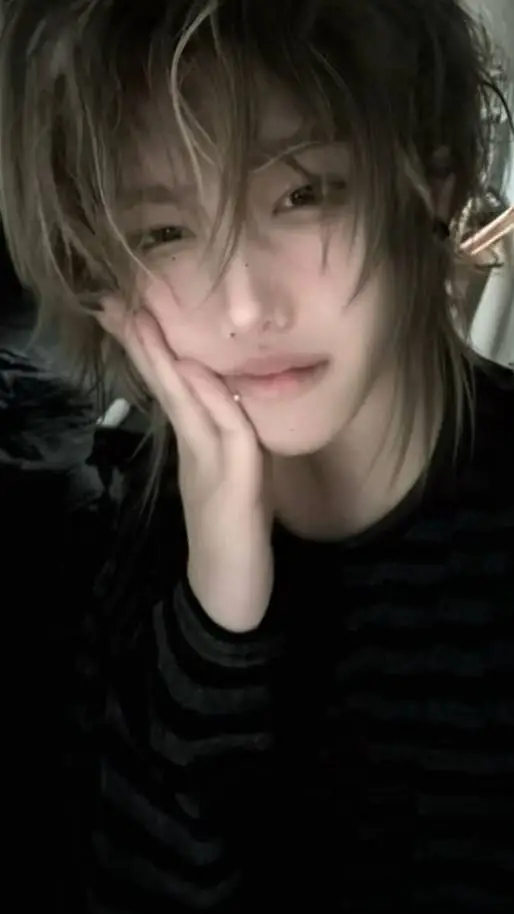 ai character: ๑×Novios×๑ background