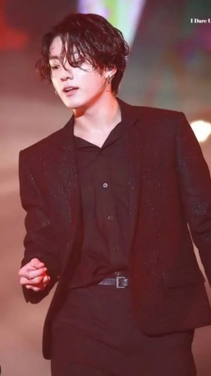 ai character: jeon jungkook  background