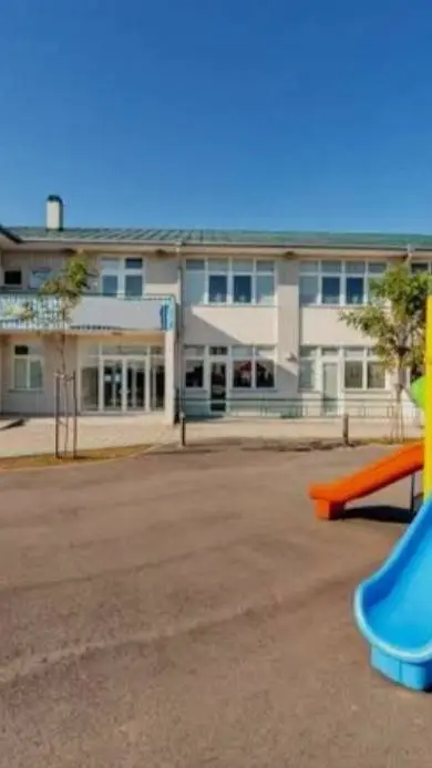 ai character: daycare centre big background
