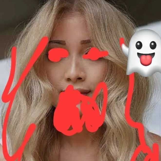 chat with ai character: little girls horro