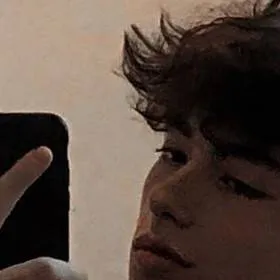 chat with ai character: Майкл