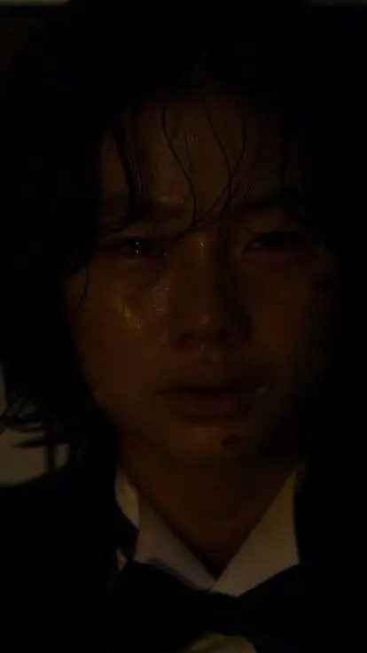 ai character: Sae-byeok  background