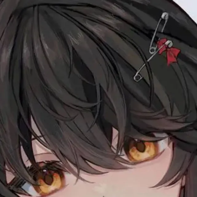 chat with ai character: 🖤-Zulema-🖤