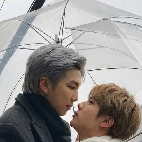 chat with ai character: Namjin parents 