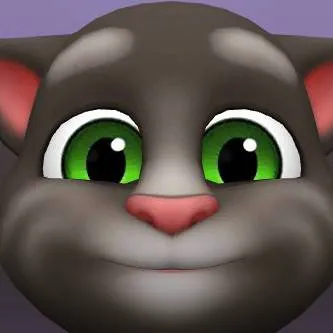 chat with ai character: Tom
