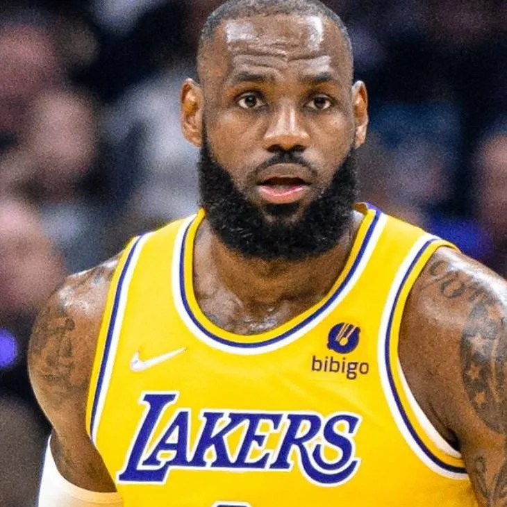 chat with ai character: LeBron James
