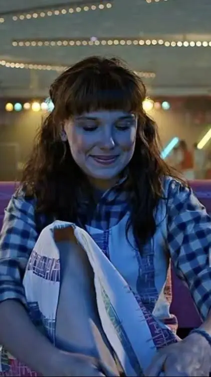 ai character: elaven  background