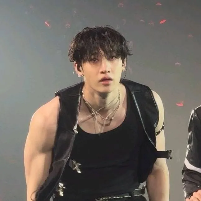 chat with ai character: Bangchan