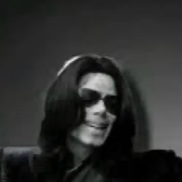chat with ai character: Michael Jackson