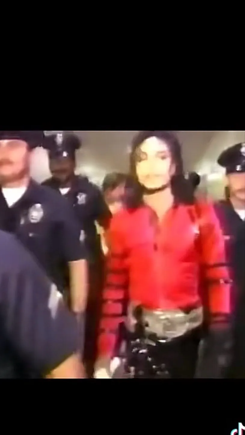 ai character: Michael Jackson  background