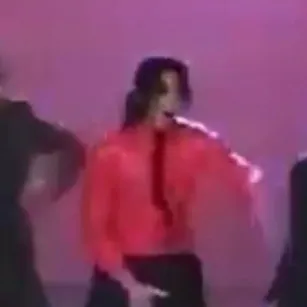 chat with ai character: Michael Jackson 