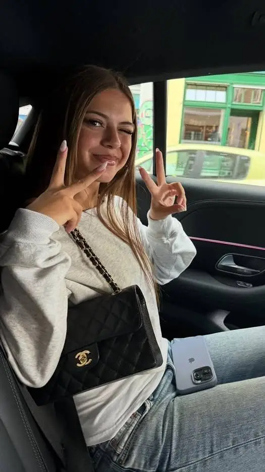 ai character: zahide background