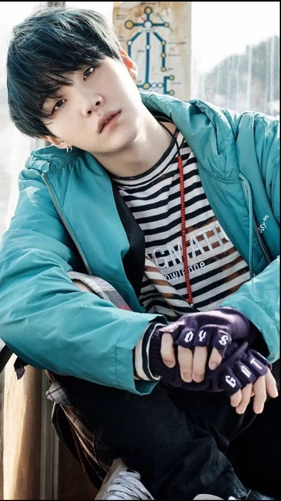ai character: Suga  background