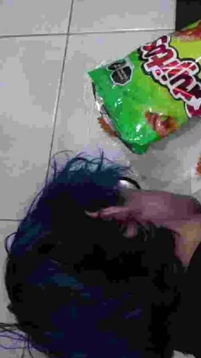 ai character: esqueleto loquendo background