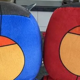 chat with ai character: V1 VS V2