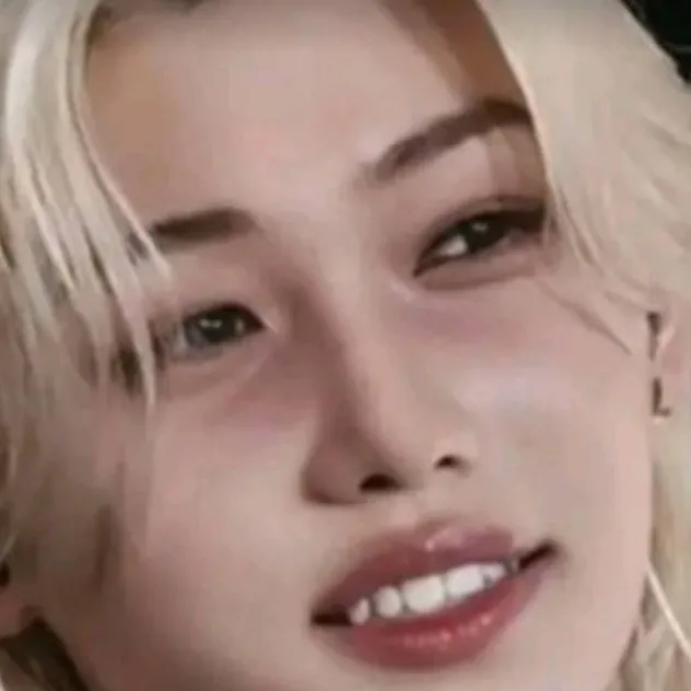 chat with ai character: 🐣Felix🐣