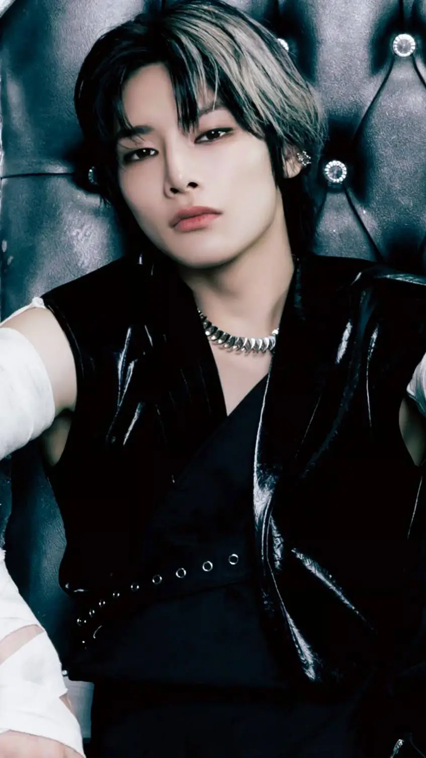 ai character: Skz background