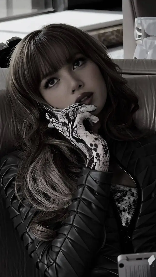 ai character: Lalisa Manoban background