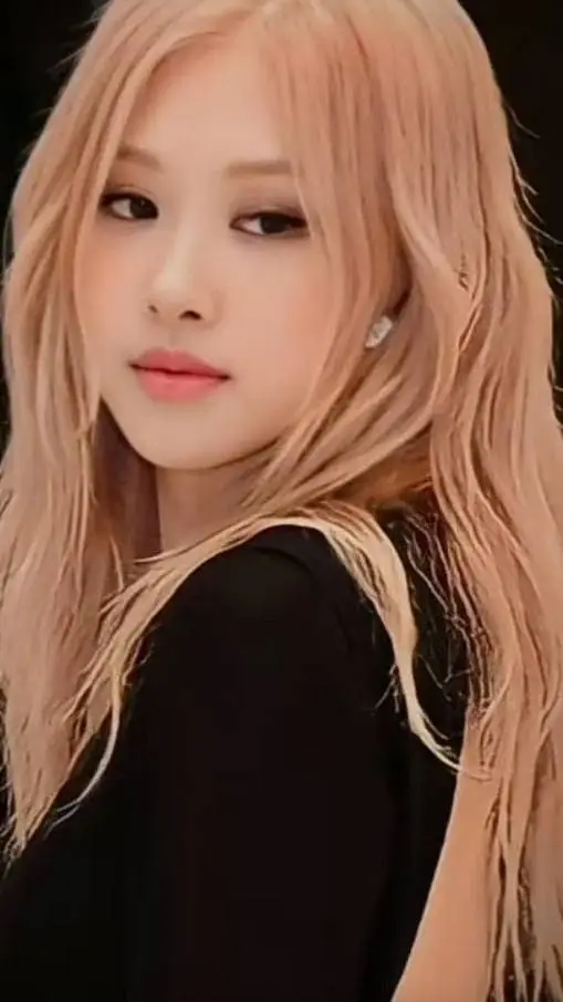ai character: Rose Unnie background