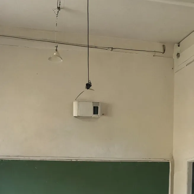 chat with ai character: scuola