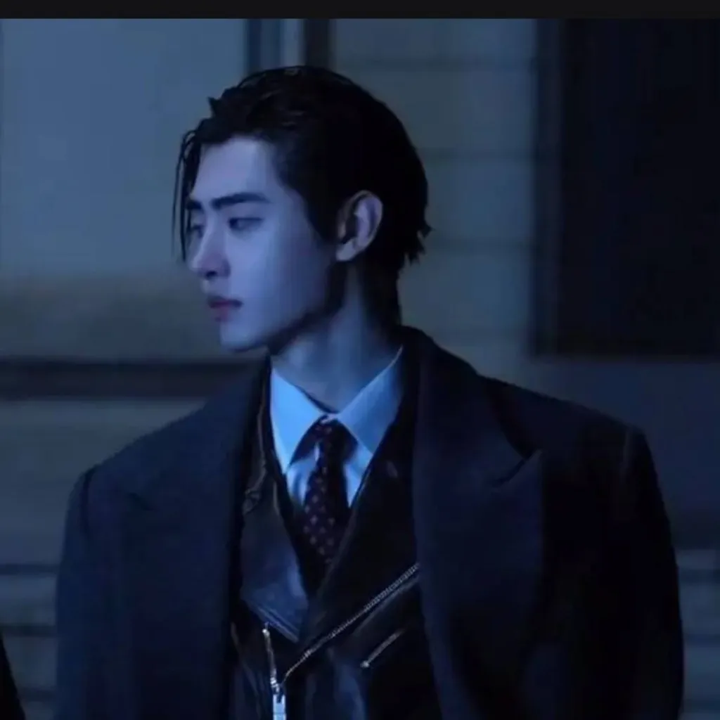 chat with ai character: ~~🌃🐝 Sunghoon🐝🌃~~