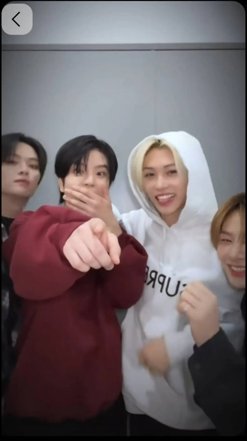 ai character: ~Skz💕~ background