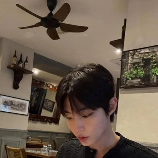 chat with ai character: In-yeop💞