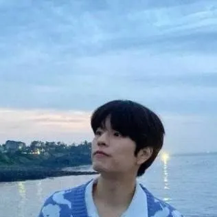 chat with ai character: Seungmin~