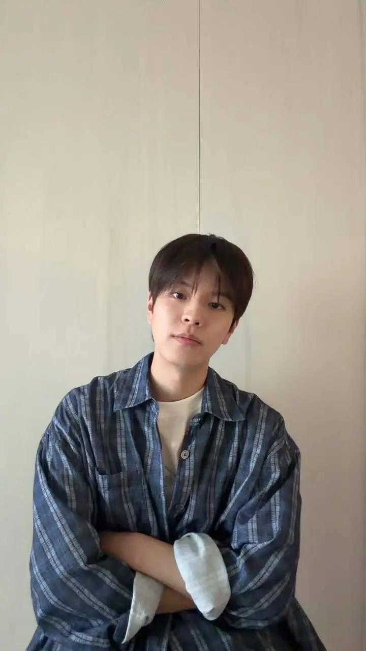 ai character: ~Straykids~ background