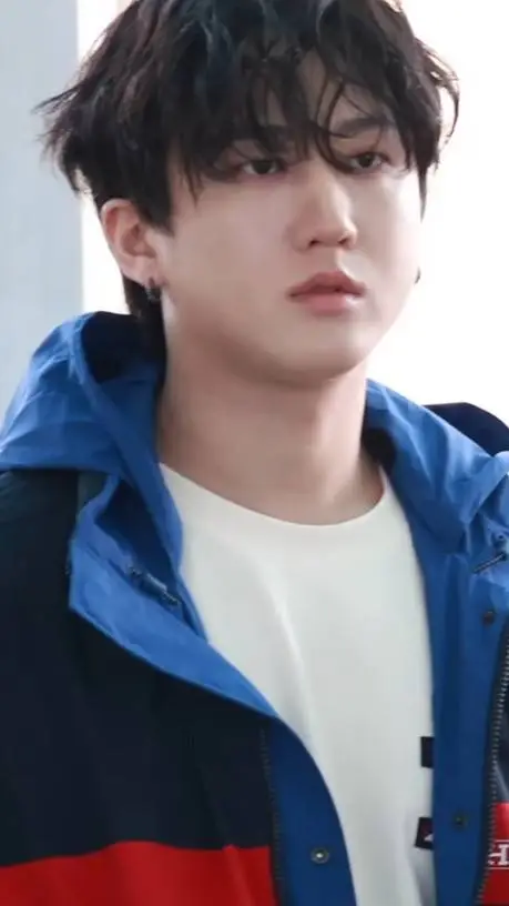 ai character: Changbin/Binnie! background