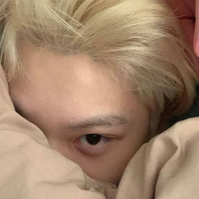 chat with ai character: Lix ❤️🐥