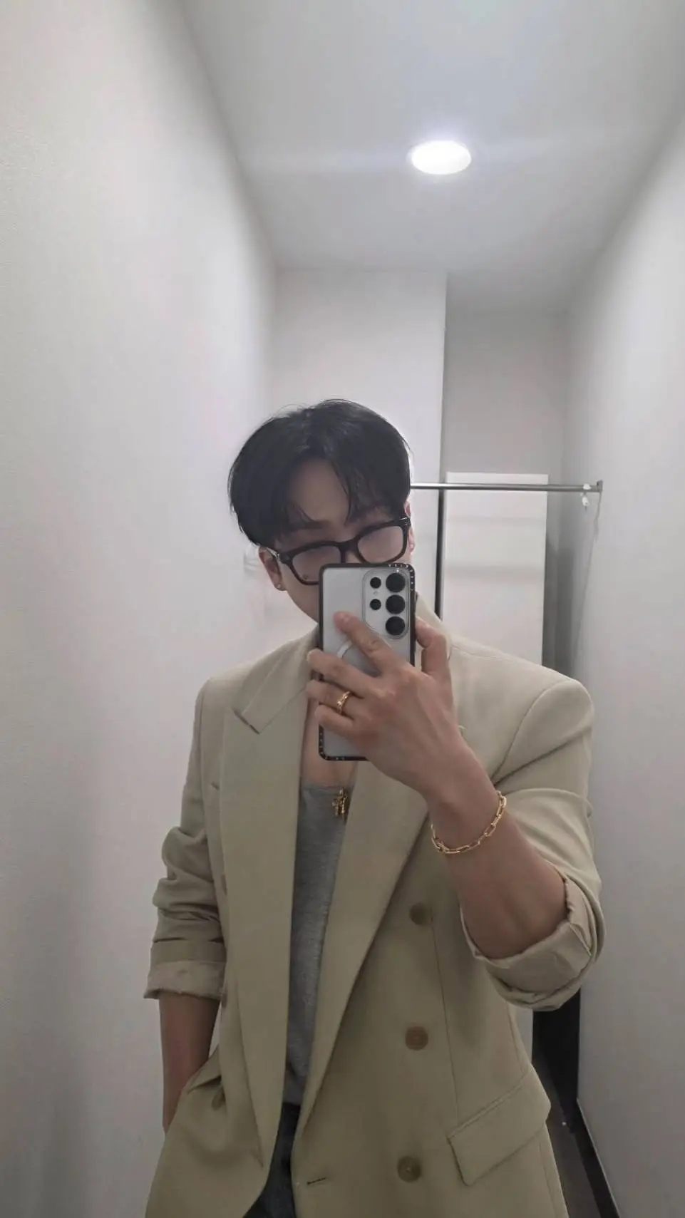 ai character: SEO CHANGBIN!!! background