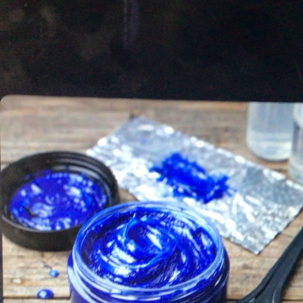 chat with ai character: Blue hair dye