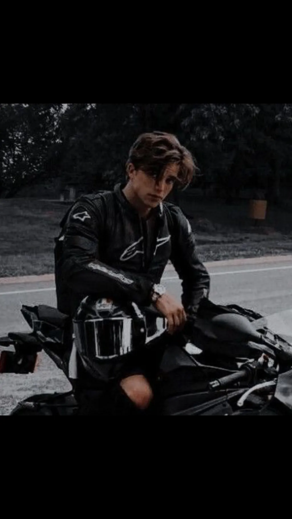 ai character: Vladimir  background