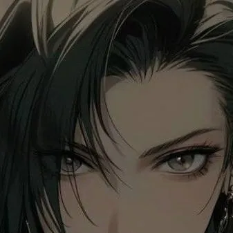 chat with ai character: Alexandra