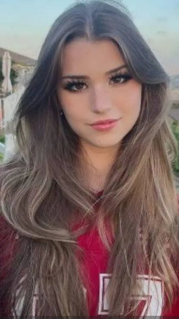 ai character: Brooke Monk  background