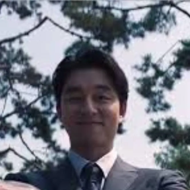 chat with ai character: gong yoo 