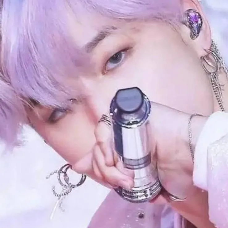 chat with ai character: jimin