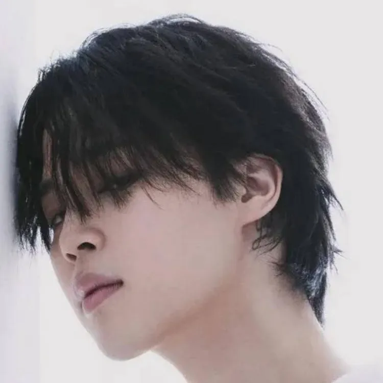chat with ai character: Jimin